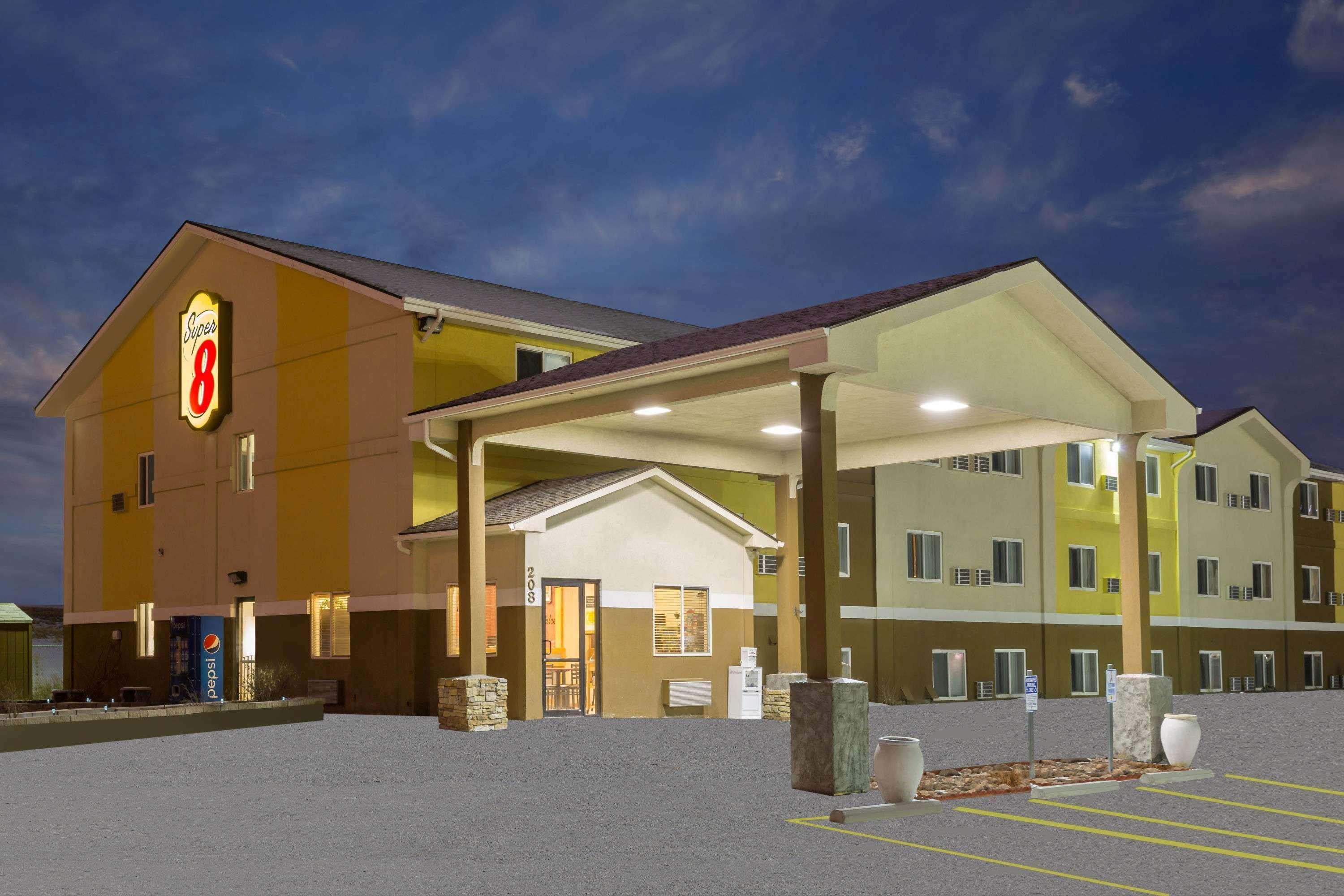 Hotel Super 8 By Wyndham Gillette Zewnętrze zdjęcie